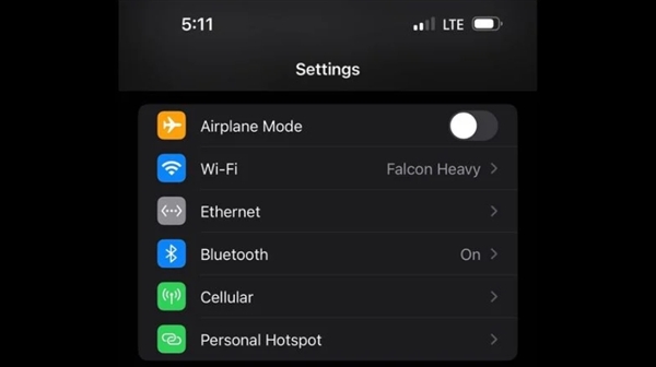 这方法绝了！iPhone 15 Pro网速超过800 Mbps：看齐华为Mate 60 Pro