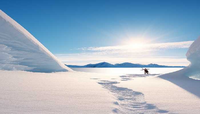 “新疆多地突发闹海风”冲上热搜 专家最新分析风吹雪不等于闹海风