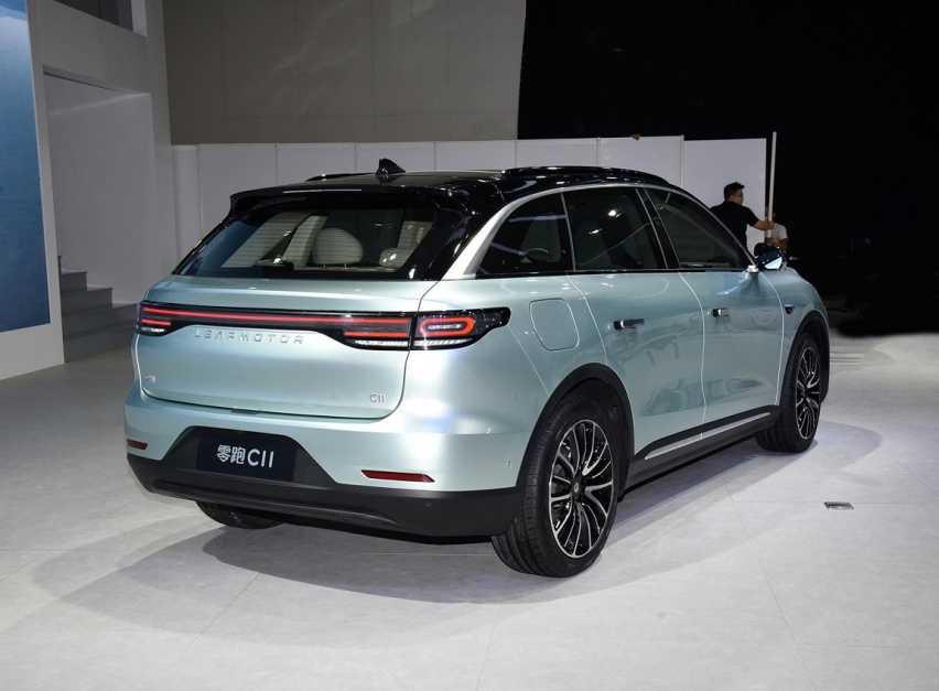 20万买纯电智能SUV 极狐阿尔法T5和零跑C11怎么选？