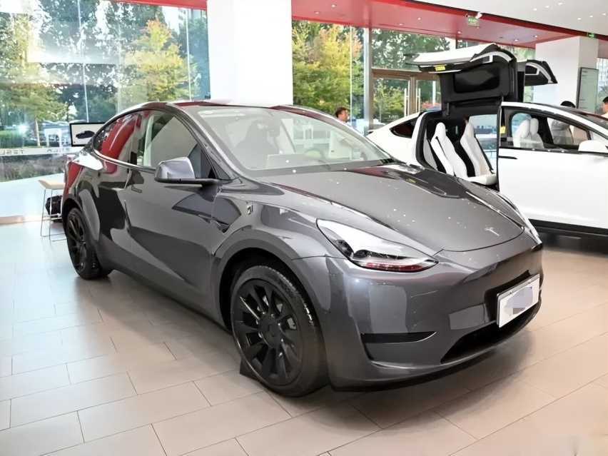 凯迪拉克IQ锐歌和特斯拉Model Y，续航还是有差距！