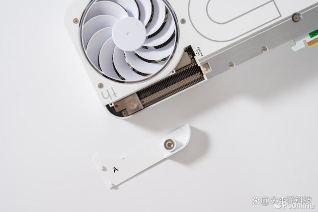 2024年第一份礼物! 影驰20周年GeForce RTX 4070纪念版显卡详细测评插图42