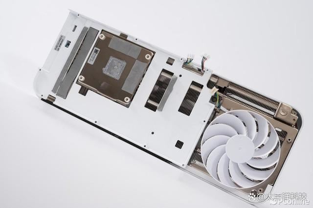 2024年第一份礼物! 影驰20周年GeForce RTX 4070纪念版显卡详细测评插图98