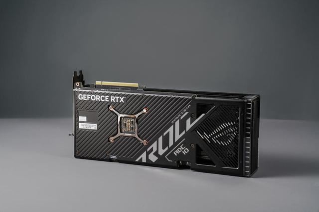 超速性能一骑绝尘 华硕ROG Strix GeForce RTX 4070 Ti SUPER OC Edition显卡测评插图14