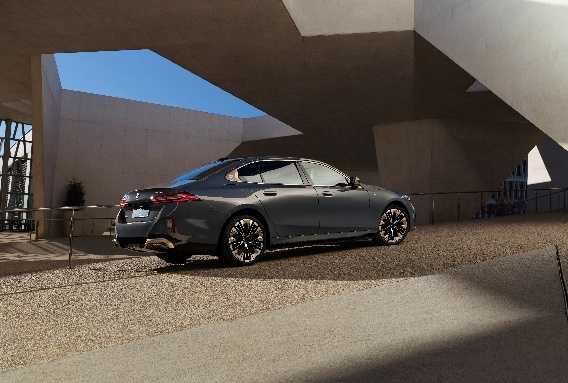 全新BMW 5系，不论油电，将BMW经典驾驶乐趣带入新时代插图6