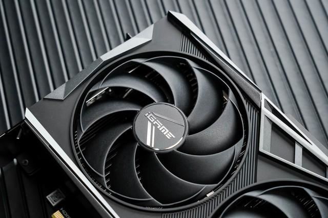 适合AI生产力+4K游戏! iGame RTX 4070 Ti SUPER火神显卡详细评测插图8