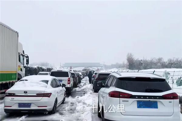 雪天滞留高速：油车VS电车谁更“保鲜”插图