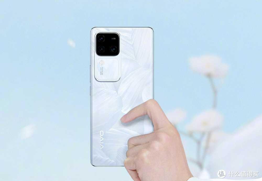 vivo无奈妥协！32GB+512GB+5000mAh，旗舰新机降至亲民价