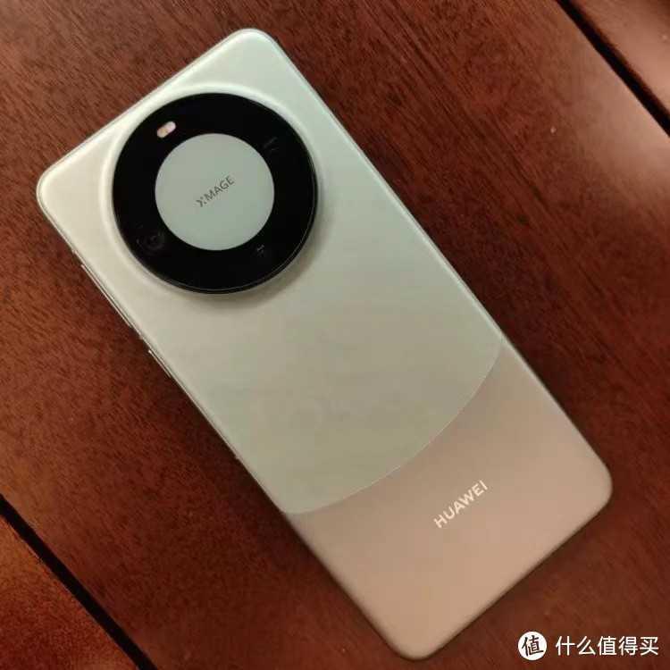 华为Mate60Pro终于现货了，麒麟9000S+鸿蒙OS，国货当自强