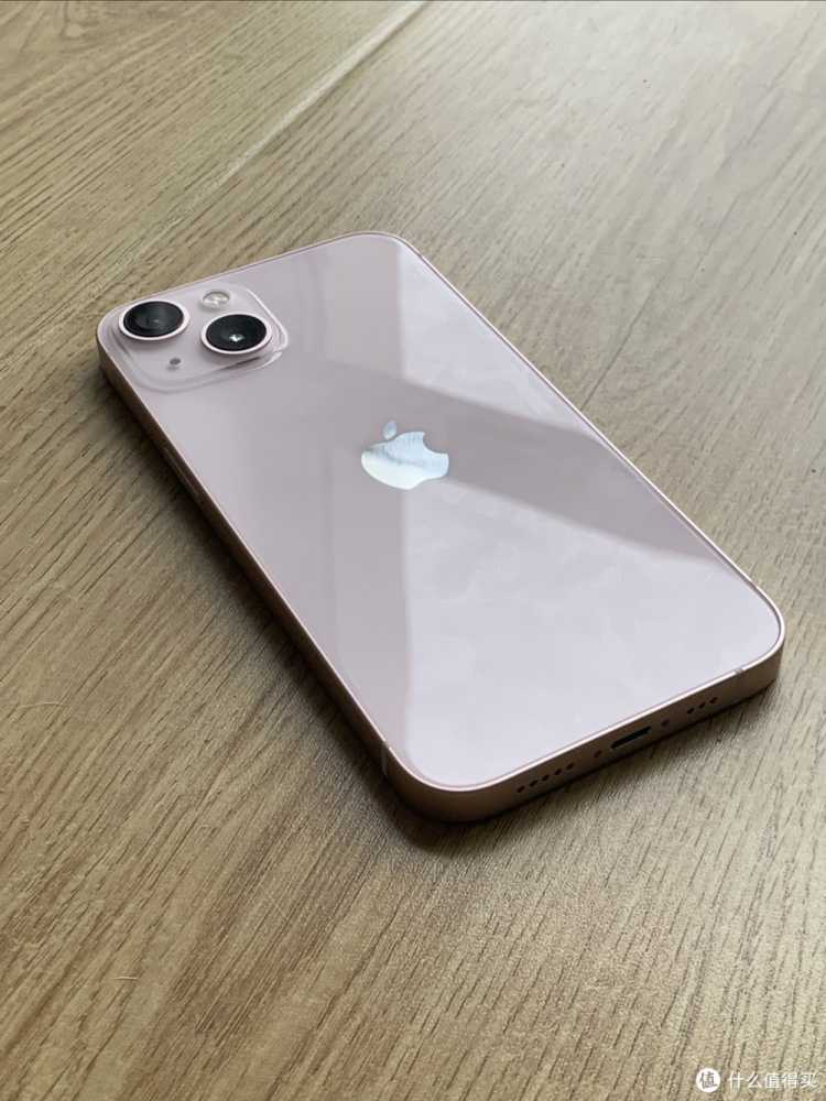 不想当小白鼠！所以不买iPhone 15！京东自营不到3700的iPhone 13性能够用颜值高！