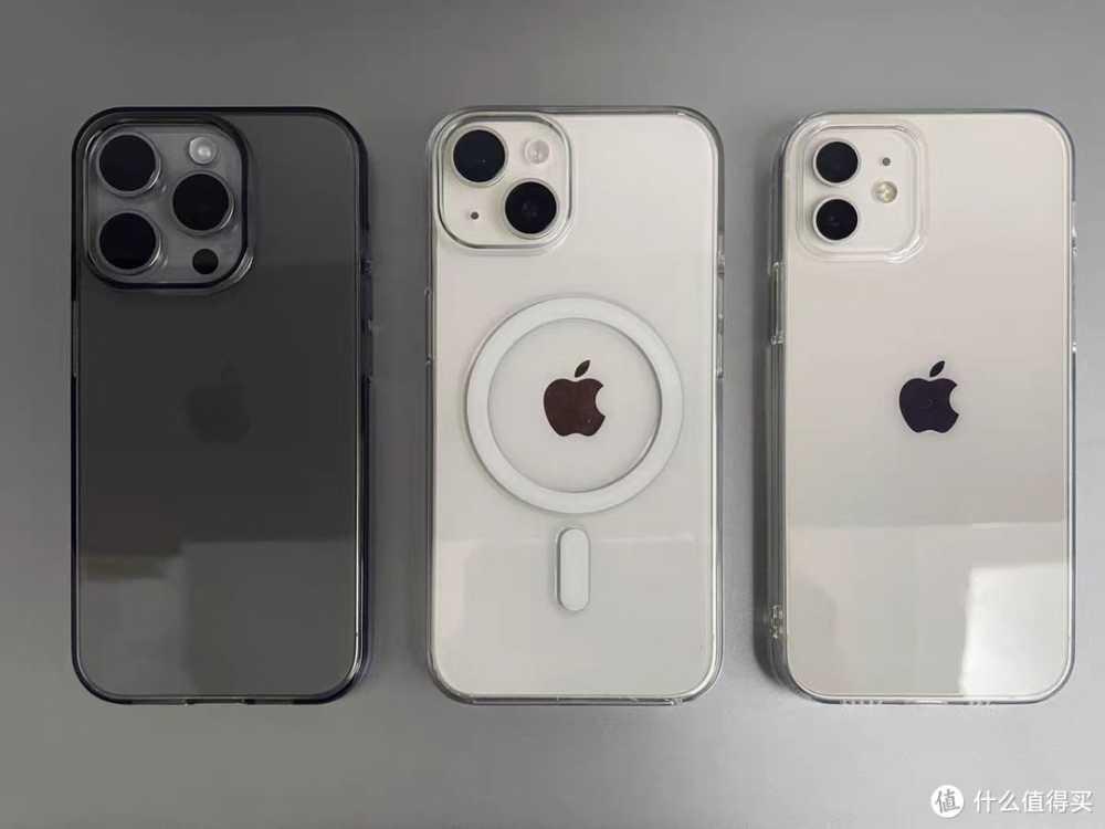 苹果销量霸榜：iPhone15Pro Max销量第三，售价更亲民了