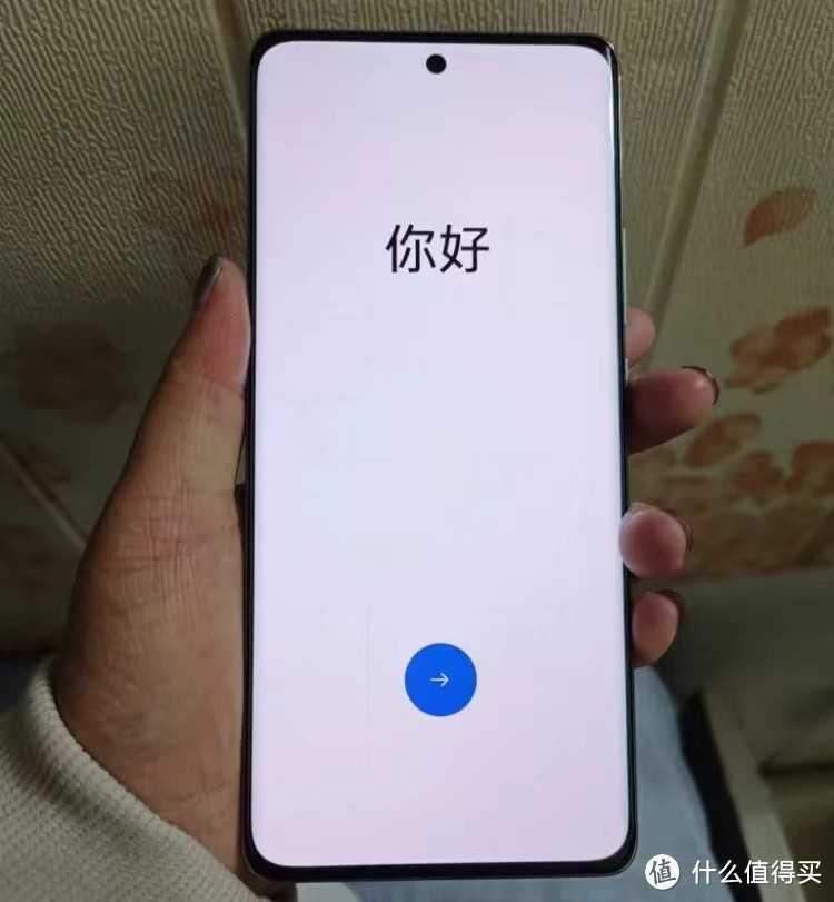 OPPO沦为千元市场：6400万+80W+256GB，跌至1799元