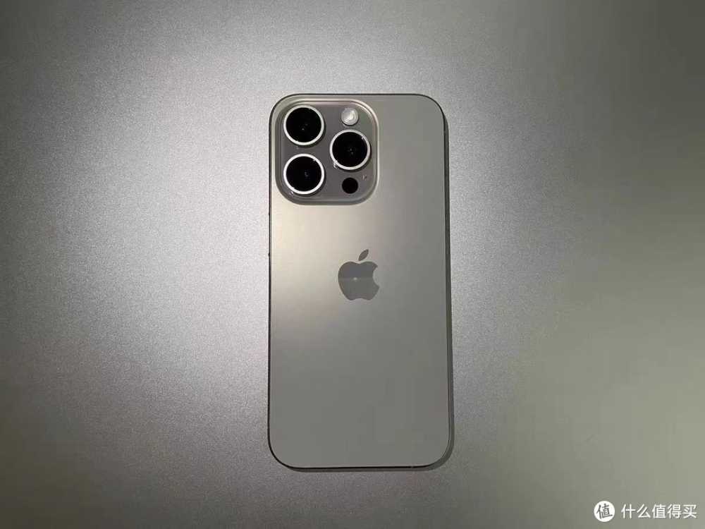 iPhone15Pro跌至新低价：降价1150元，售价终于亲民了！