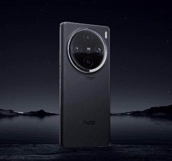 蓝厂最强大的机皇来了！vivo X100 Pro+蓄势待发