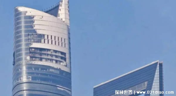 中国最高楼顶楼被冻住了 楼体结霜的原因插图2