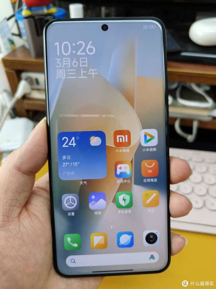 Xiaomi 14 Ultra+专业影像套装，把玩一会后退烧了，非重度影像用户建议买标准版。