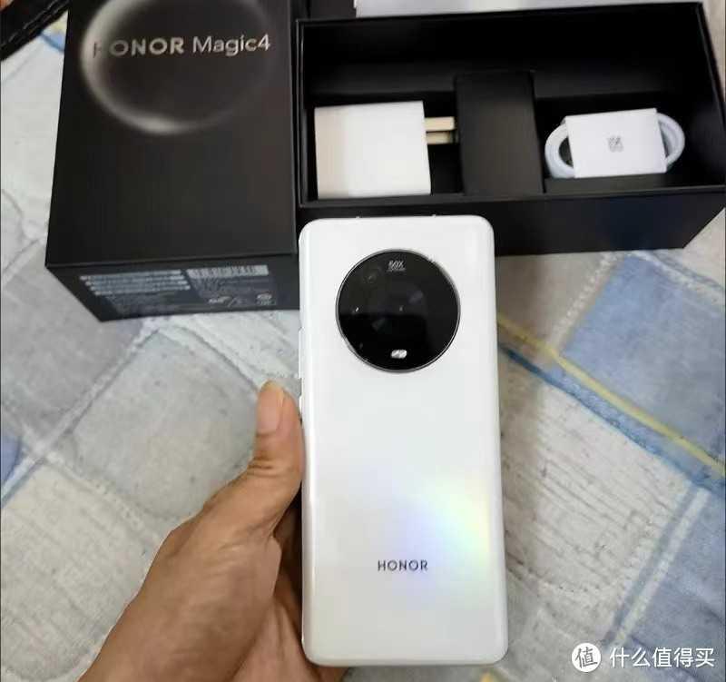 从4899跌至2541，从高端市场跌至中端市场，骁龙8Gen1+5000万主摄+4800mAh