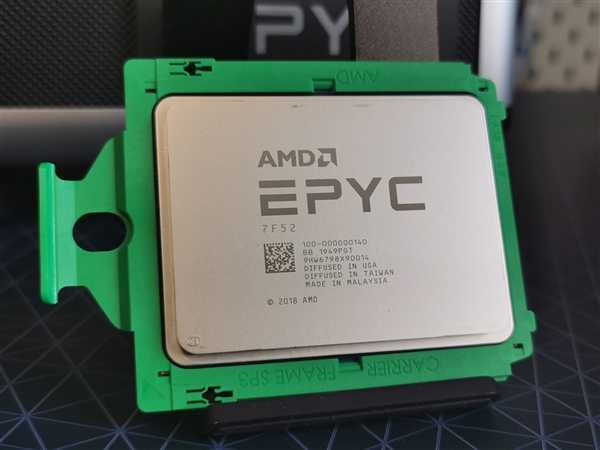 AMD回忆痛苦往事：一二代Zen EPYC到手后都点不亮