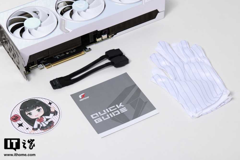 iGame GeForce RTX 4070 Ti SUPER Ultra W OC 16GB 显卡开箱：波普艺术加持，潮酷风个性十足