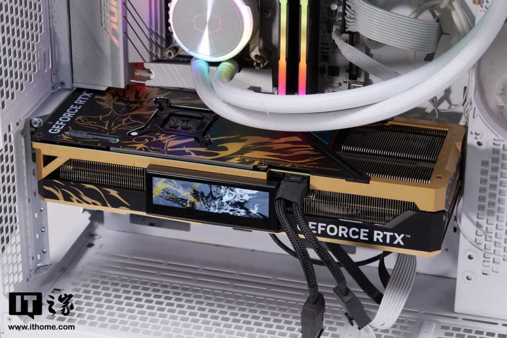 iGame RTX 4070 Ti SUPER 雾山五行联名定制款显卡图赏：玄墨金焰，释放强大烿火之力