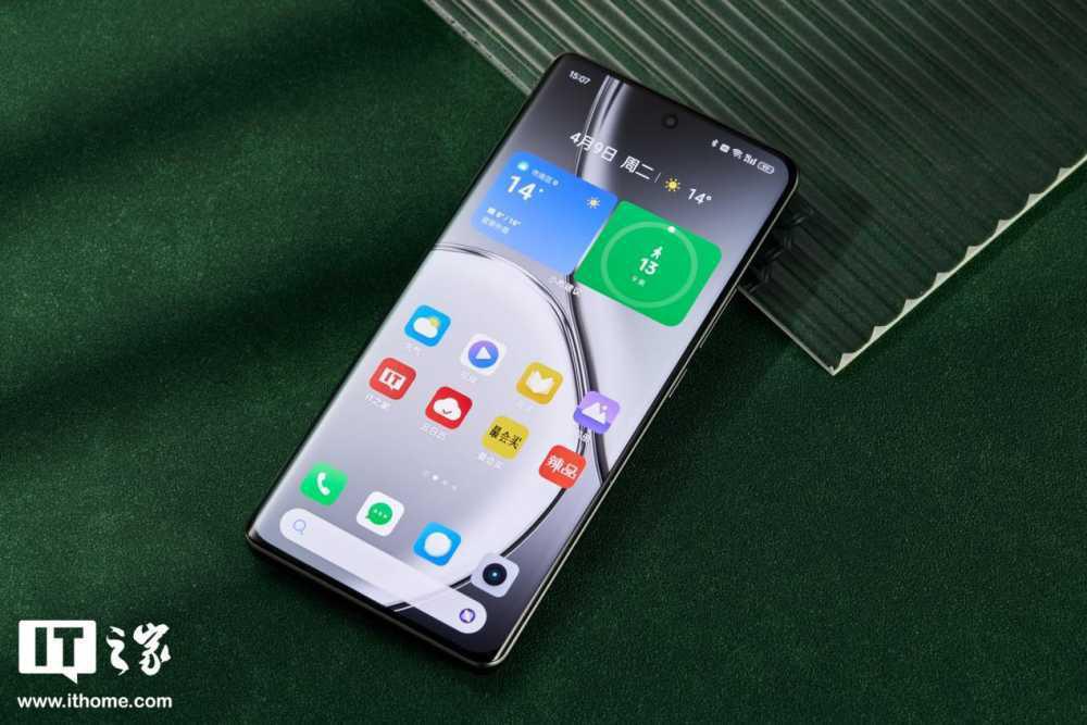 realme 真我 GT Neo6 SE 手机备件价格公布：主板 1299 元起，屏幕 580 元