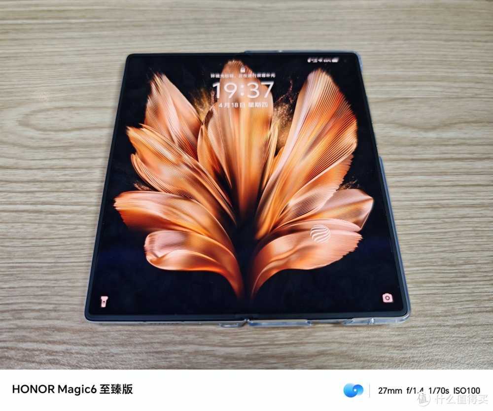 vivo X Fold3 Pro震撼登场！折叠屏手机新标杆？