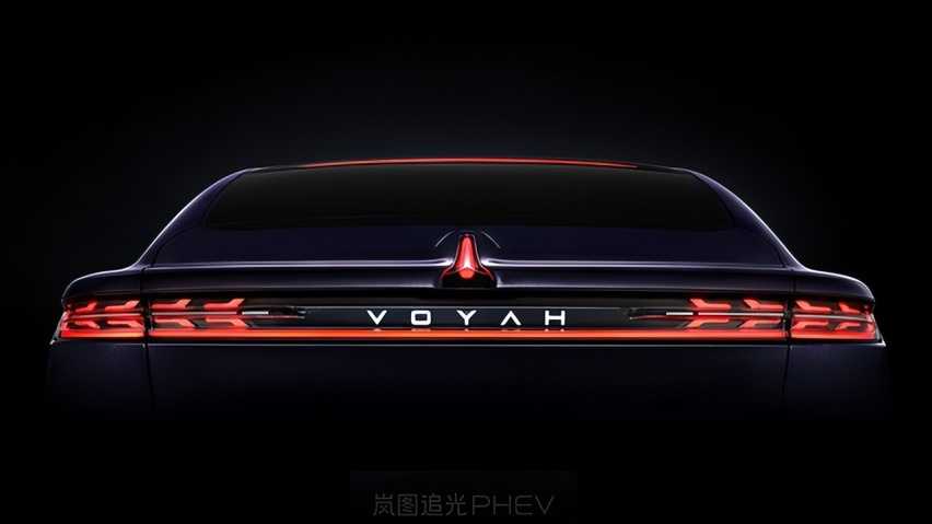 岚图追光PHEV：智能、强劲、安全，全能新能源豪车典范