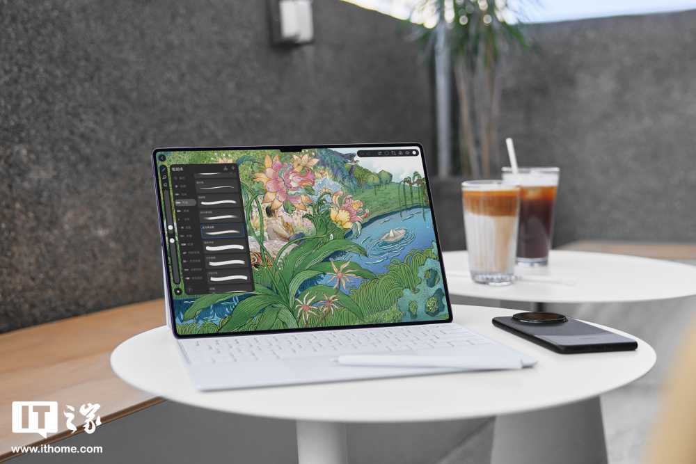 华为 MatePad Pro 13.2 英寸「罗兰紫」图赏：首发预装天生会画 App，无边大屏赋能绘画创作体验