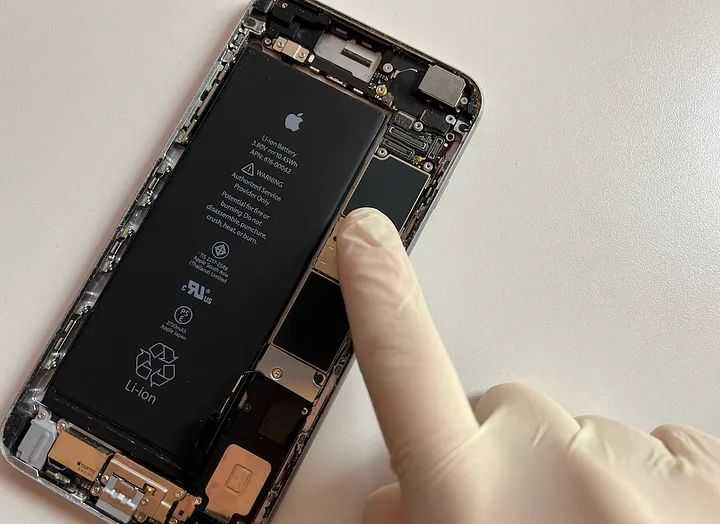 苹果 iPhone 16 Pro Max 电池曝料：提升能量密度、首用不锈钢外壳，信维通信主供