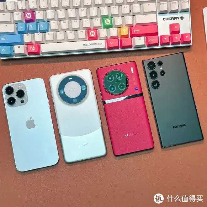 家里负债八万，大学生想买一部苹果iPhone 14 Pro，算虚荣吗？