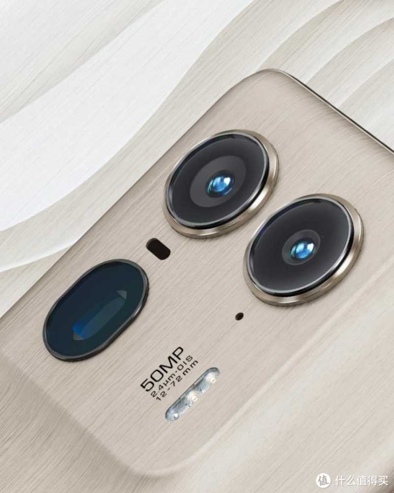 3999元起，moto X50 Ultra AI手机发布，moto首款AI影像旗舰