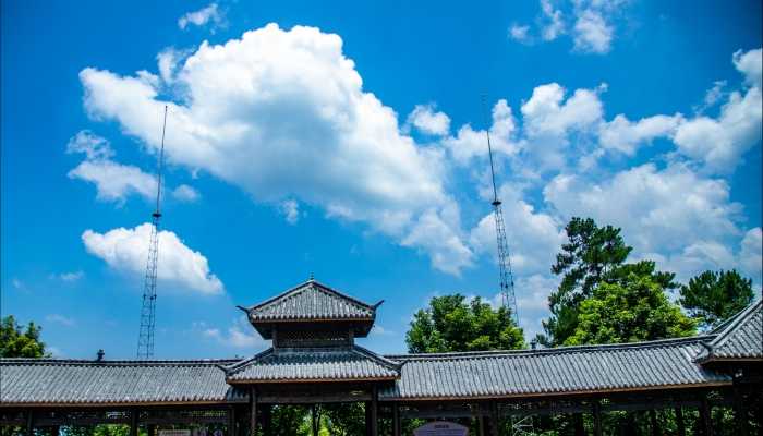 五一假期第一天北方大部天气晴好 江汉江南一带雨水较少