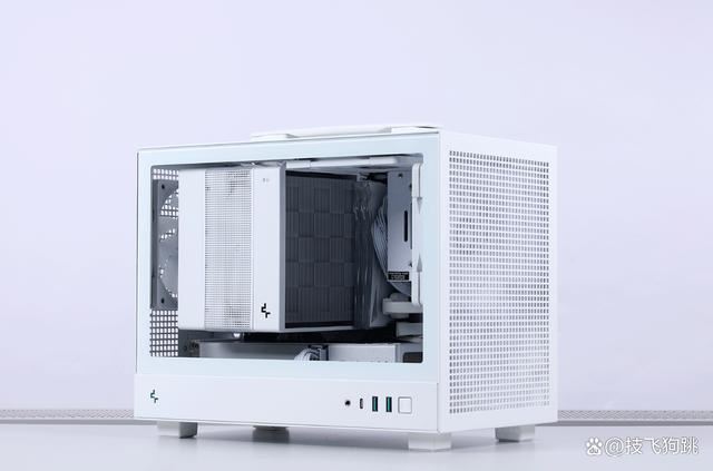 小还轻! 影驰RTX 4060+九州风神CH160 ITX小机箱组装机分享插图52