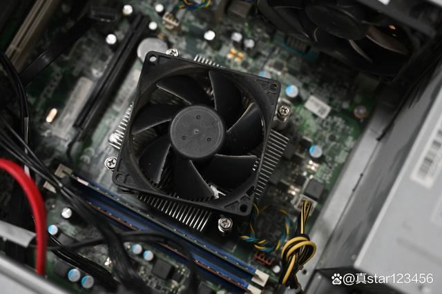 如何轻松干净的更换CPU导热硅脂? 电脑cpu涂散热硅胶正确教程插图10