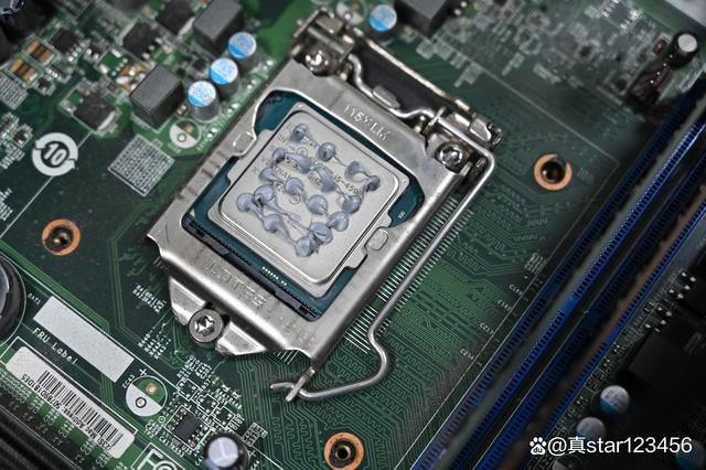 如何轻松干净的更换CPU导热硅脂? 电脑cpu涂散热硅胶正确教程插图30