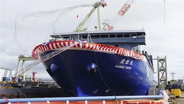 为了猎捕地球上第二大鲸鱼：日本花4800万美元造了一艘船