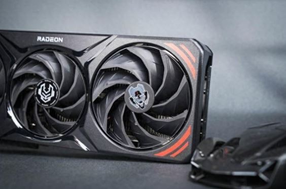 瀚铠rx770xt性能相当于rtx多少 瀚铠rx770xt显卡详细介绍插图4