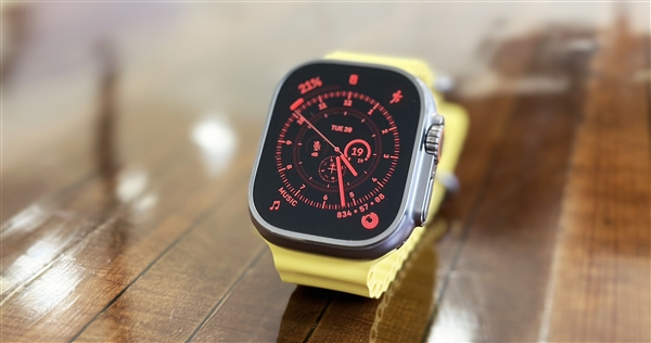 苹果手表10岁生日：Apple Watch会有王炸款吗 我看难