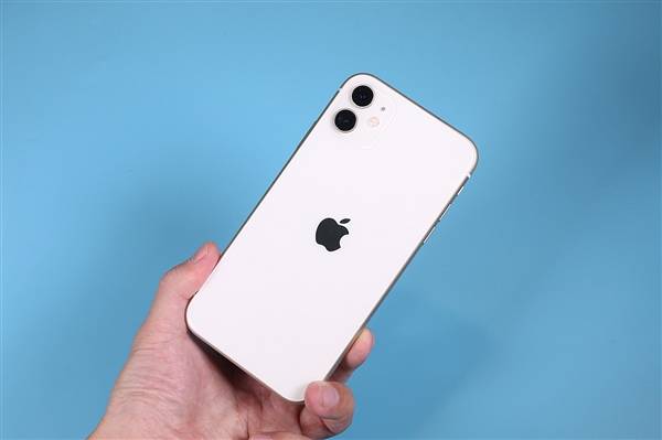 iphone16备货冲刺！富士康高价招工，印度制造仅半合格？