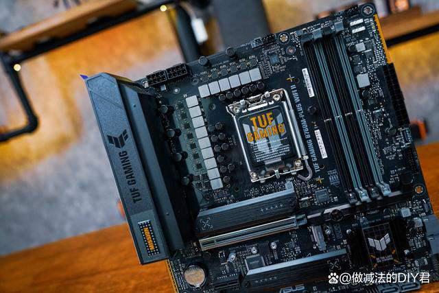 I5 13600KF+B760M重炮手+TUF RTX4070TIS主机组装教程插图40