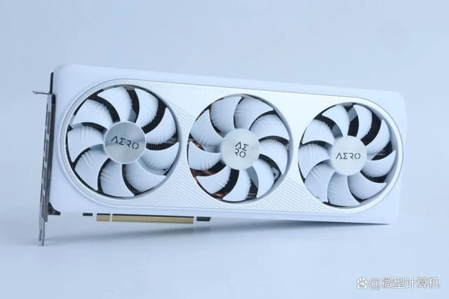 不只是游戏还有AI功能! 技嘉雪鹰RTX 4070 SUPER AERO OC 12G测评插图2