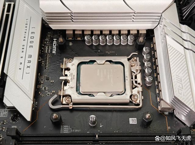 轻松压制14700K到80+度! 超频三DA360PRO水冷水冷散热器测评插图16