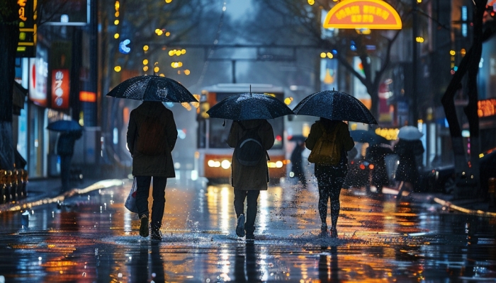 暴雨黄色预警升级：吉林辽宁等地区遭遇强降雨袭击