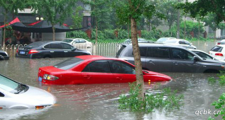 暴雨车被淹了保险赔吗(暴雨车被淹保险公司赔吗)插图