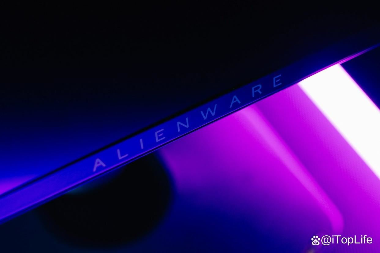 当4K与360Hz全都要! Alienware外星人AW2725QF游戏显示器全面评测插图2