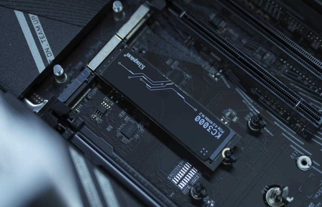 完胜RTX 5070 Ti! 撼讯红魔RX 9070系列显卡评测插图18