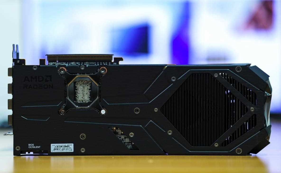 完胜RTX 5070 Ti! 撼讯红魔RX 9070系列显卡评测插图8